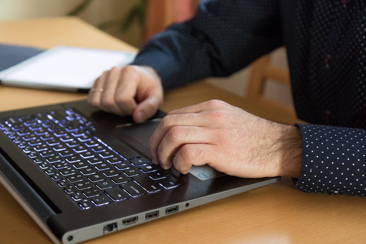 e-Factura. Anumiti contribuabili NU vor aplica sistemul pana pe 1 iunie 2026, conform OUG 52/2025