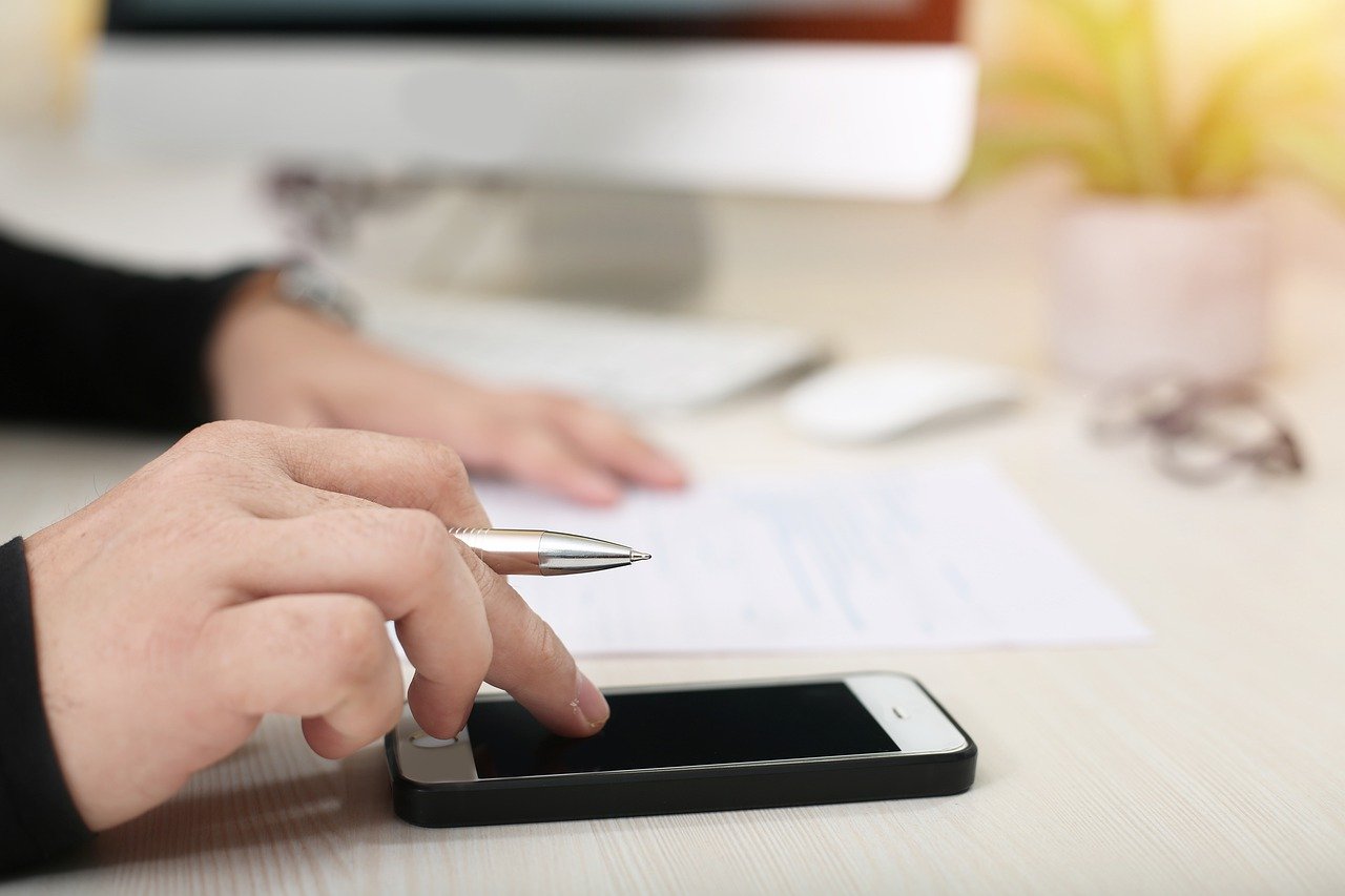 Depasire plafon TVA in 2025, constatare in 2026. TVA de platit si declaratii fiscale