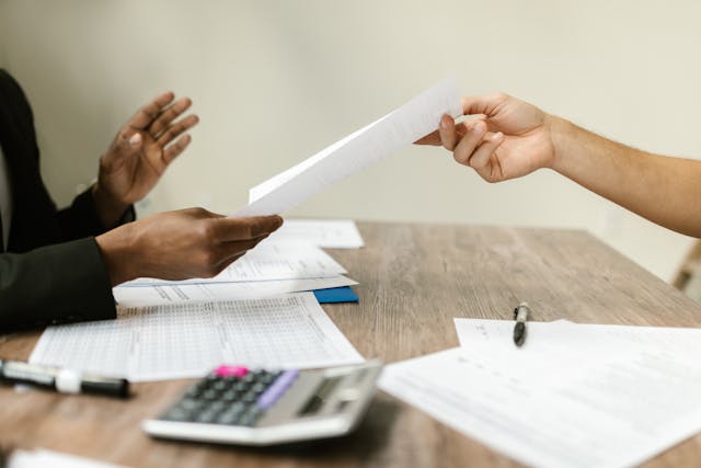 regimul TVA dobanzi si penalitati de neindeplinire obligatii contractuale